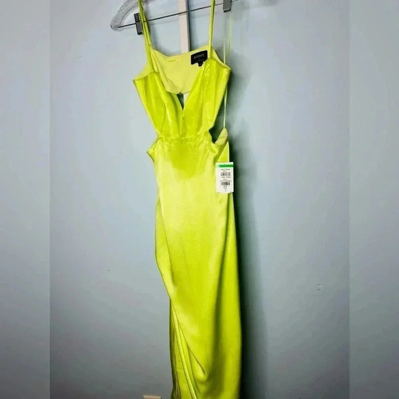 Bardot Lime Green Midi Dress - Picture 2 of 6